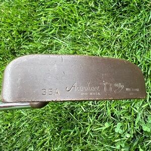 Vintage Acushnet bull’s-eye wide flange offset 35A brass‎ putter